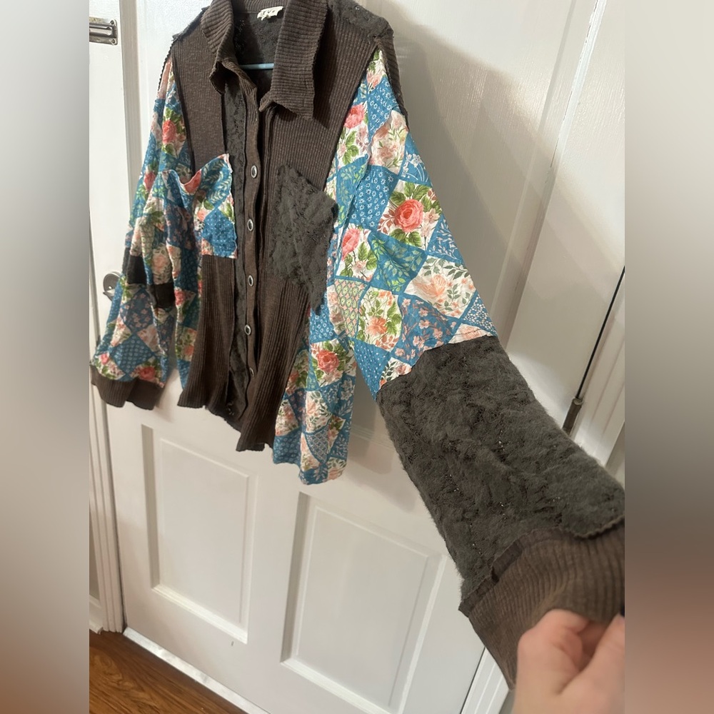 NWOT POL Women's Pactchwork Shacket/Shirt - Picture 7 of 8
